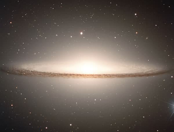 APOD: The Sombrero Galaxy from VLT - October 21, 2001