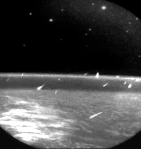 APOD: Leonids from Orbit - November 29, 2000