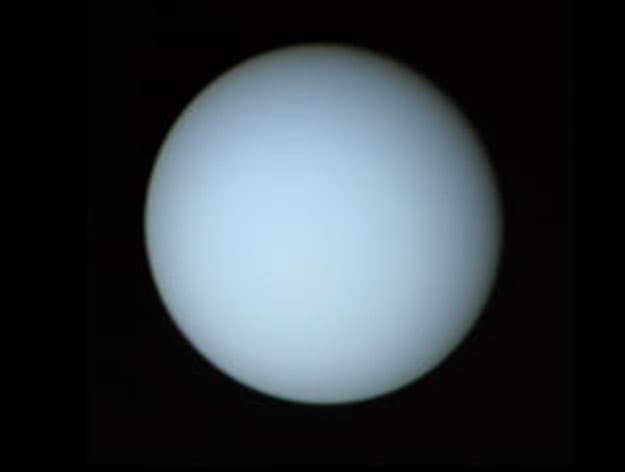 NASA APOD August 26, 2001: Uranus: The Tilted Planet