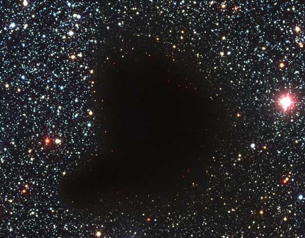 APOD: Molecular Cloud Barnard 68 - December 19, 2004