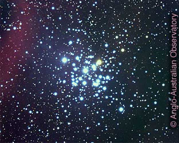 APOD: NGC 3293: A Bright Young Open Cluster - September 9, 2001