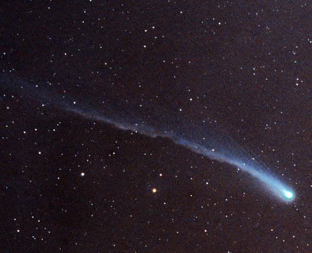 APOD: Comet Ikeya-Zhang Brightens - March 7, 2002