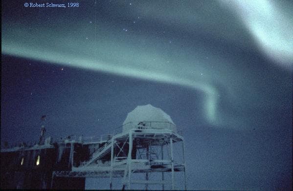 APOD: Aurora Over Antarctica - March 20, 2002
