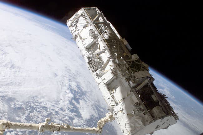 NASA APOD April 15, 2002: A New Truss for the International Space Station