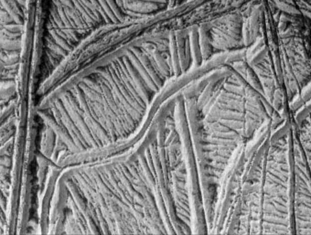 NASA APOD June 2, 2002: Cracks and Ridges on Europa