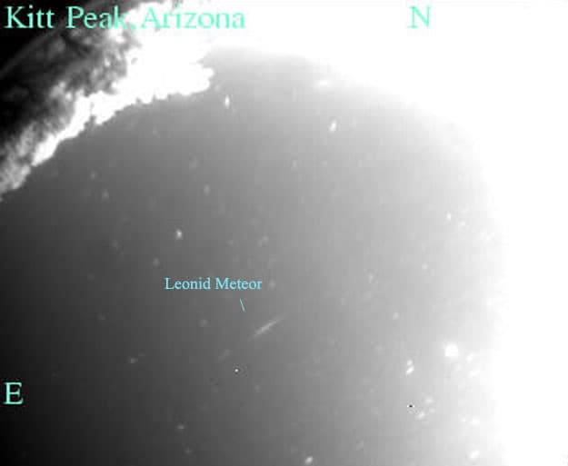 APOD: A Kitt Peak Leonid at 1026 UT - November 19, 2002