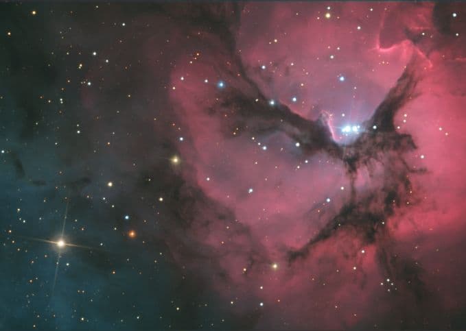 APOD: A Beautiful Trifid - September 1, 2003