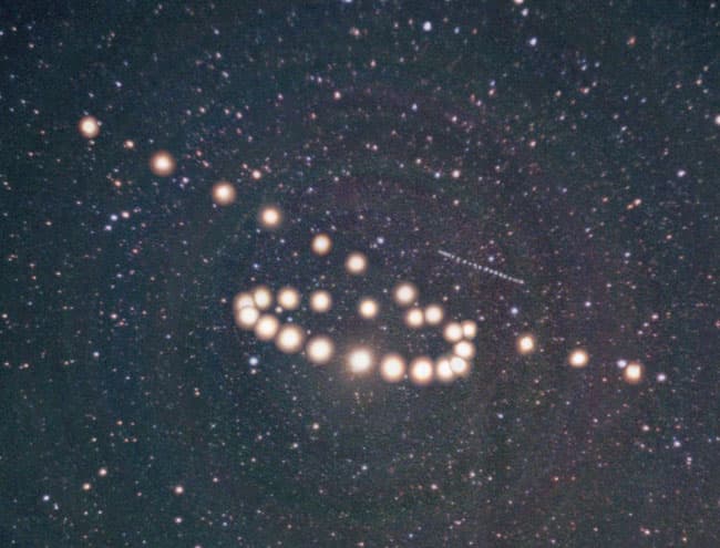 APOD: Retrograde Mars - December 16, 2003