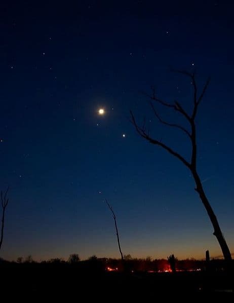 APOD: A Western Sky at Twilight - May 1, 2004
