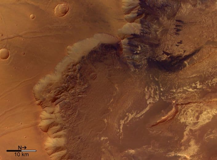 APOD: Melas Chasma - July 29, 2004