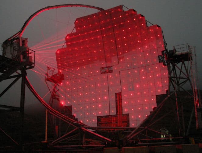 APOD: Night MAGIC - October 15, 2004