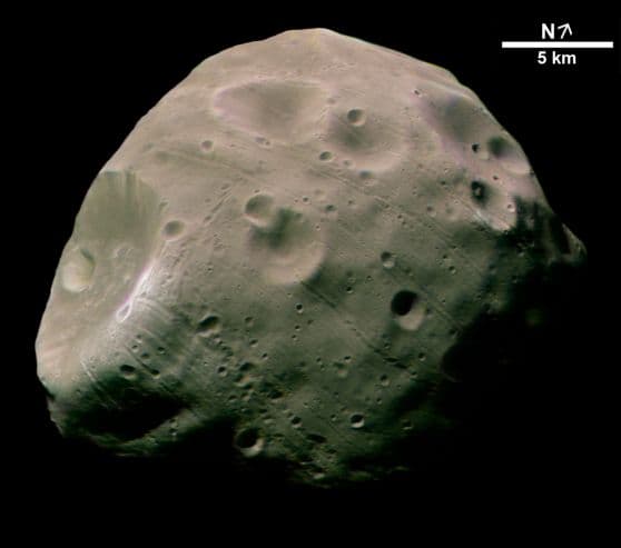 APOD: Phobos: Doomed Moon of Mars - November 19, 2004