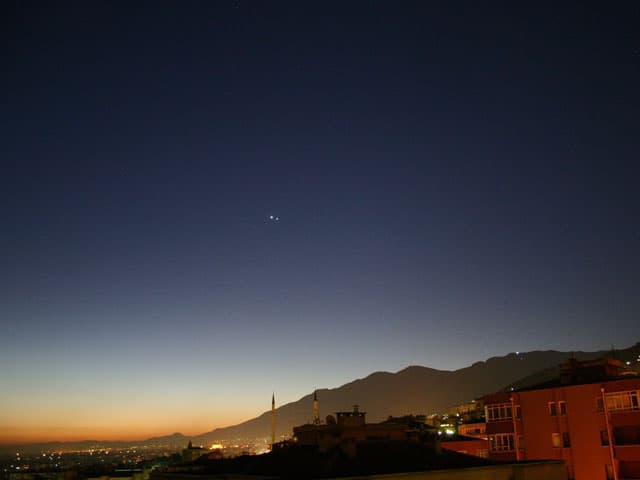 APOD: Jupiter and Venus at Sunrise - November 8, 2004