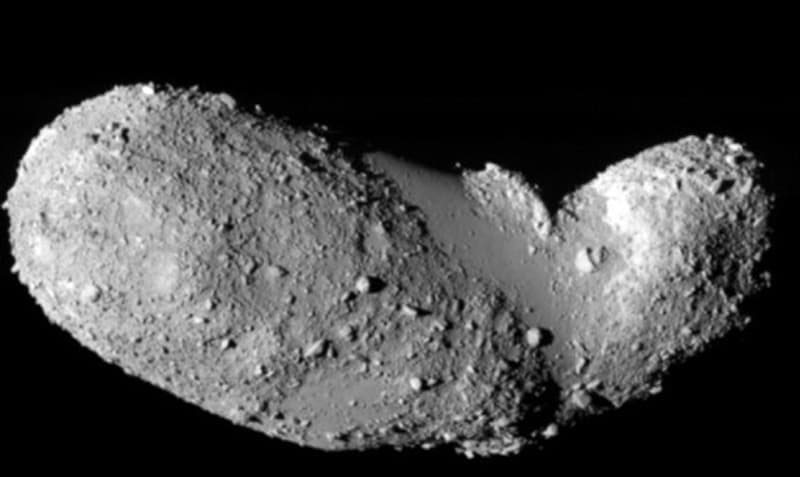 APOD: Smooth Sections on Asteroid Itokawa - December 28, 2005