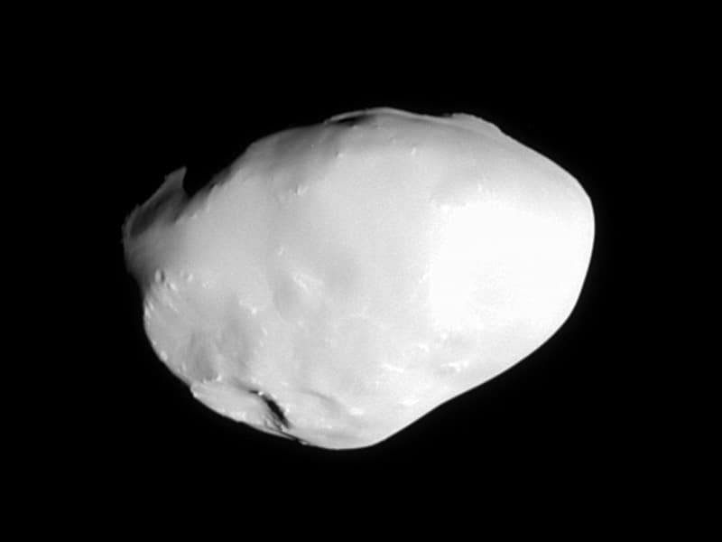 APOD: An Unusually Smooth Surface on Saturn's Telesto - February 22, 2006