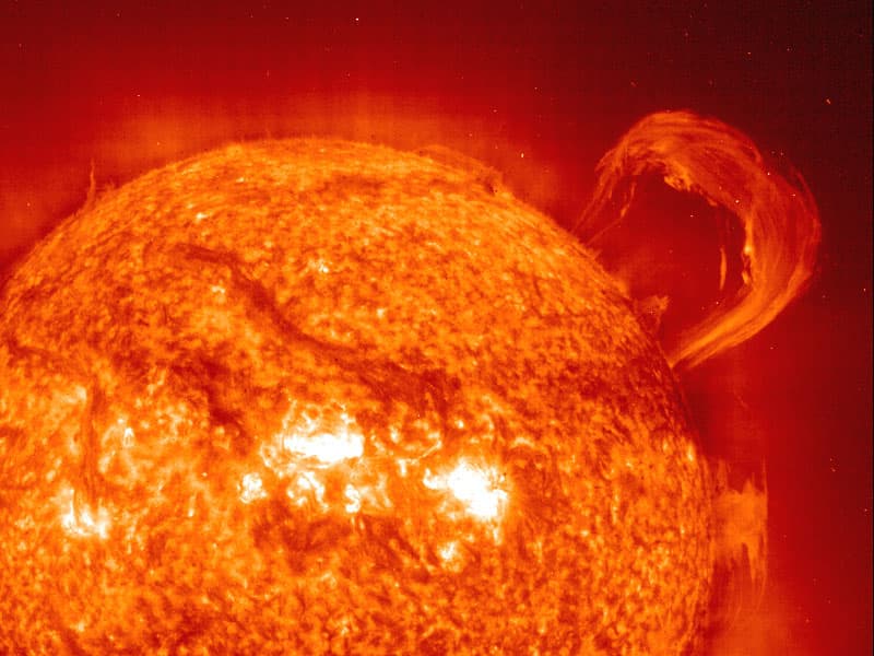 APOD: A Solar Prominence from SOHO - April 16, 2006