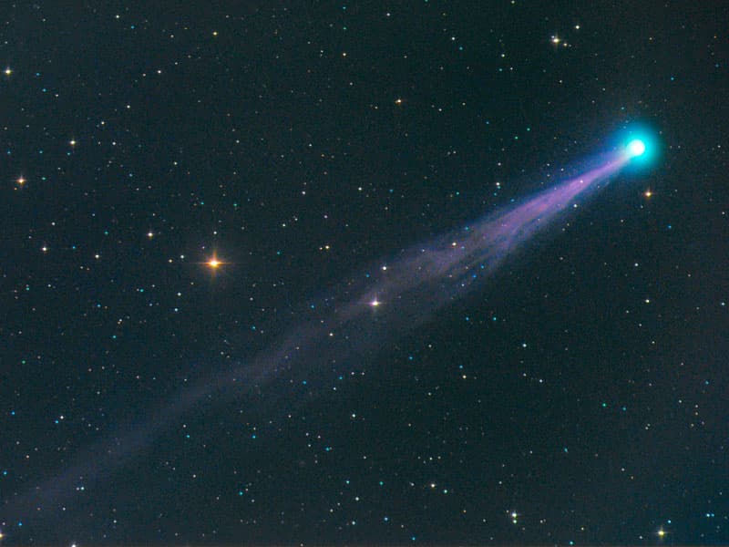 APOD: Comet SWAN Brightens - October 4, 2006