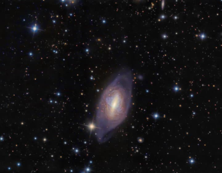 APOD: Polar Ring Galaxy NGC 2685 - February 16, 2007