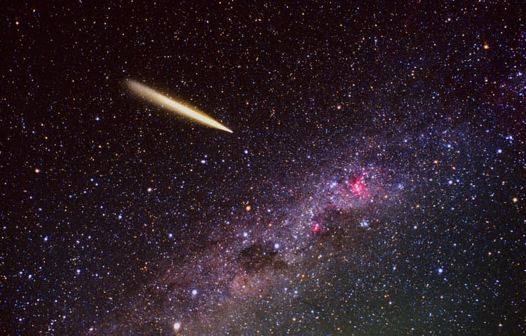 APOD: Mystery Over Australia - February 22, 2007