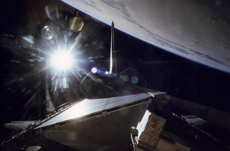 APOD: The Equal Night - September 23, 2007