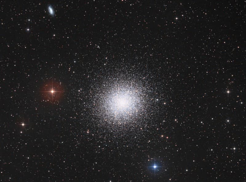 APOD: M13: The Great Globular Cluster in Hercules - November 15, 2007