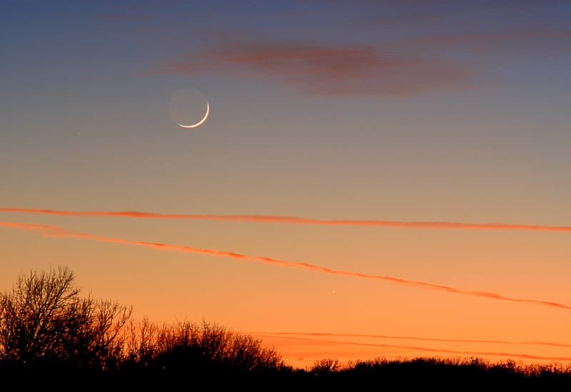 APOD: Mercury Chases the Sunset - January 12, 2008