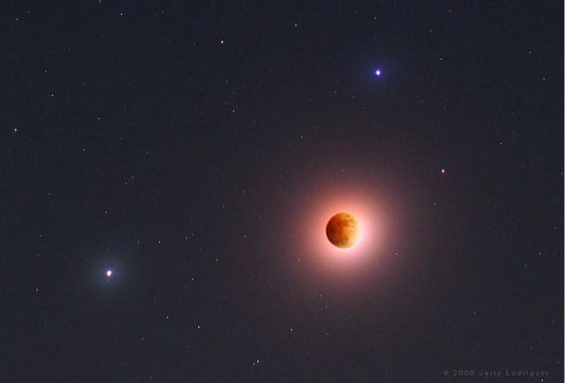 APOD: Eclipsed Moonlight - February 22, 2008