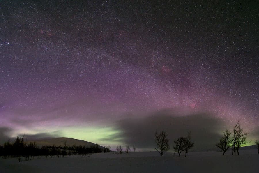 APOD: Sky Delights Over Sweden - April 15, 2008