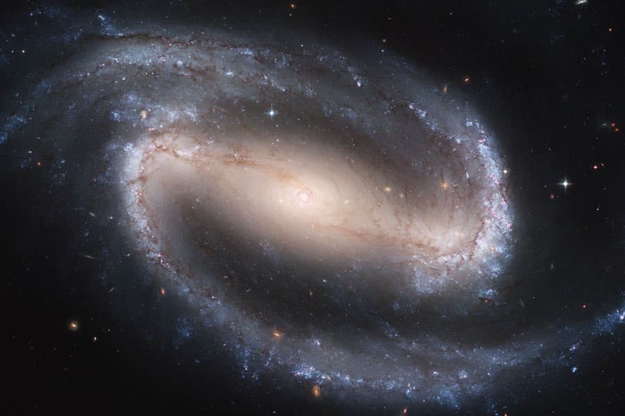 APOD: Barred Spiral Galaxy NGC 1300 - June 22, 2008