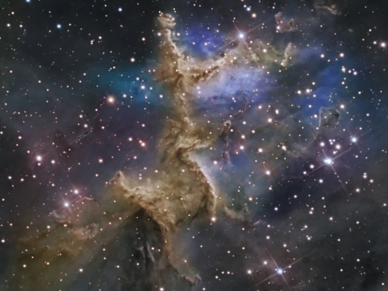 NASA APOD July 26, 2008: Central IC 1805