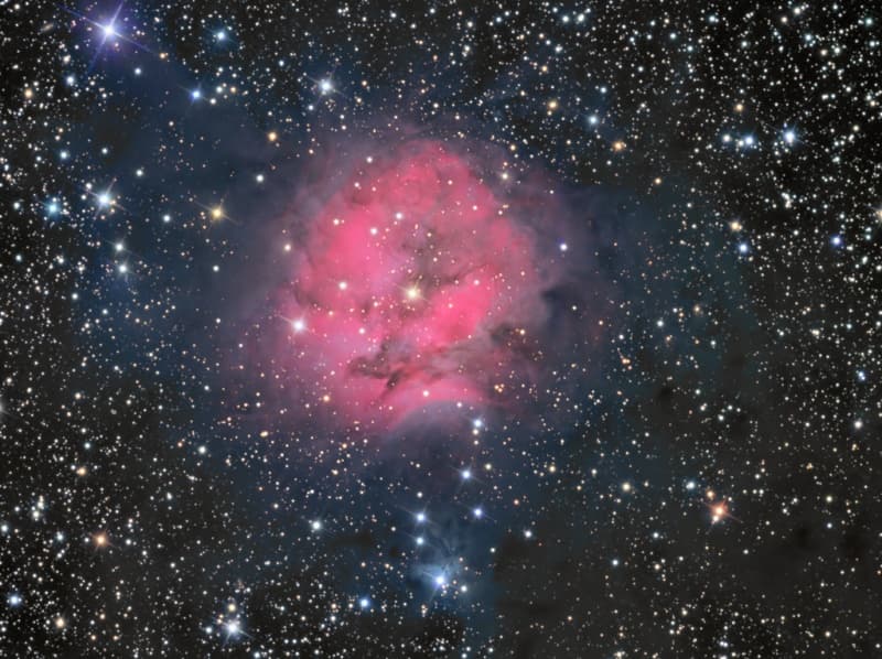 APOD: IC 5146: The Cocoon Nebula - August 27, 2008