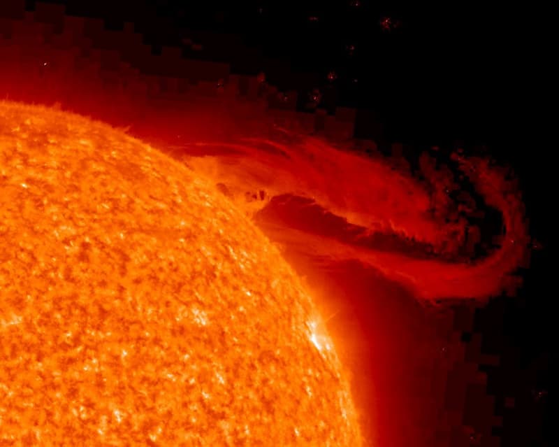 APOD: A Solar Prominence Unfurls - October 4, 2008