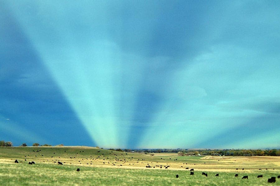 APOD: Anticrepuscular Rays Over Colorado - November 16, 2008