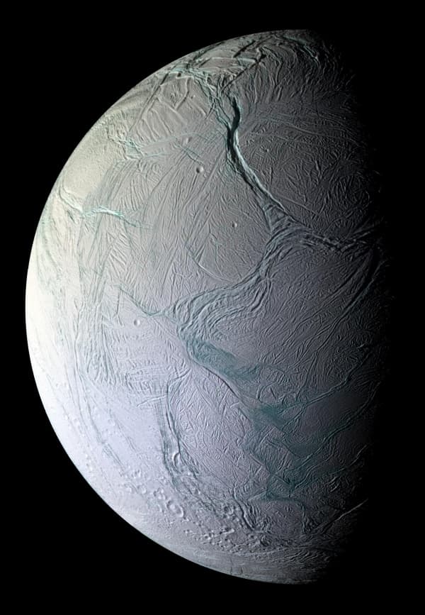APOD: Labtayt Sulci on Saturn's Enceladus - December 22, 2008
