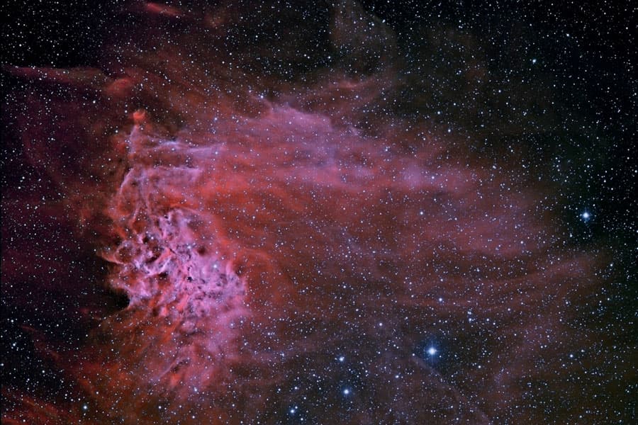 APOD: AE Aurigae and the Flaming Star Nebula - January 26, 2009
