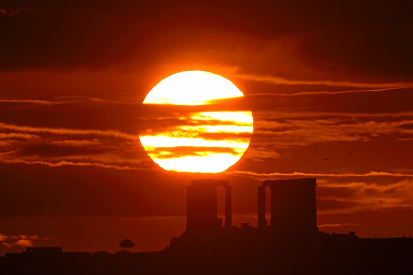 APOD: December Sunrise, Cape Sounion - December 23, 2009