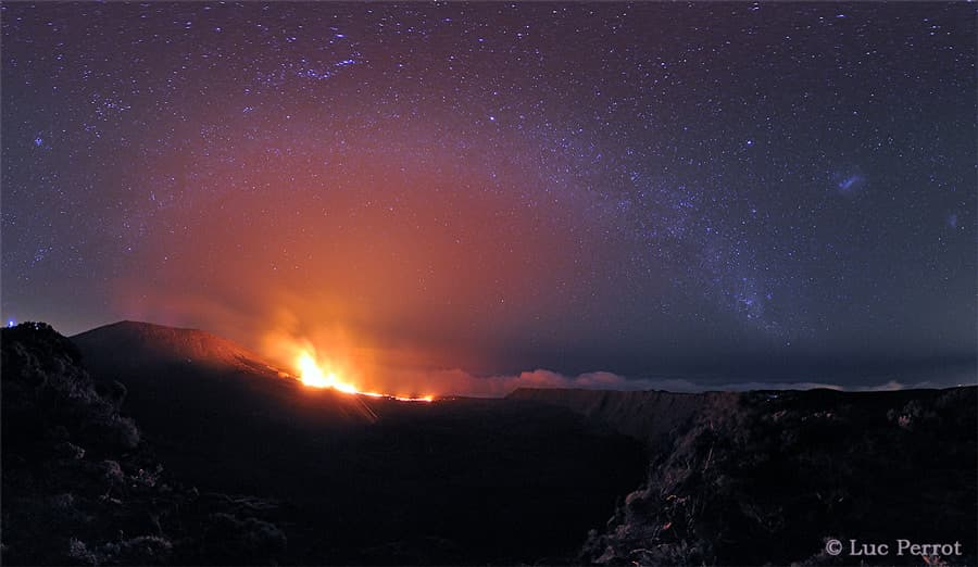 APOD: The Milky Way Over the Peak of the Furnace - November 1, 2010