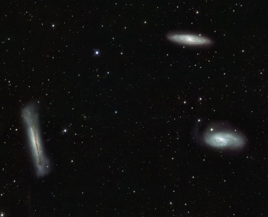 APOD: The Leo Triplet Galaxies from VST - August 3, 2011