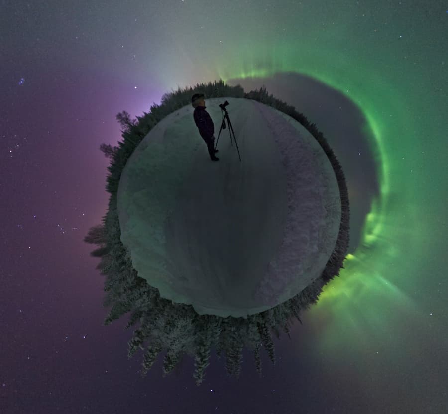 APOD: Planet Aurora Borealis - January 28, 2012