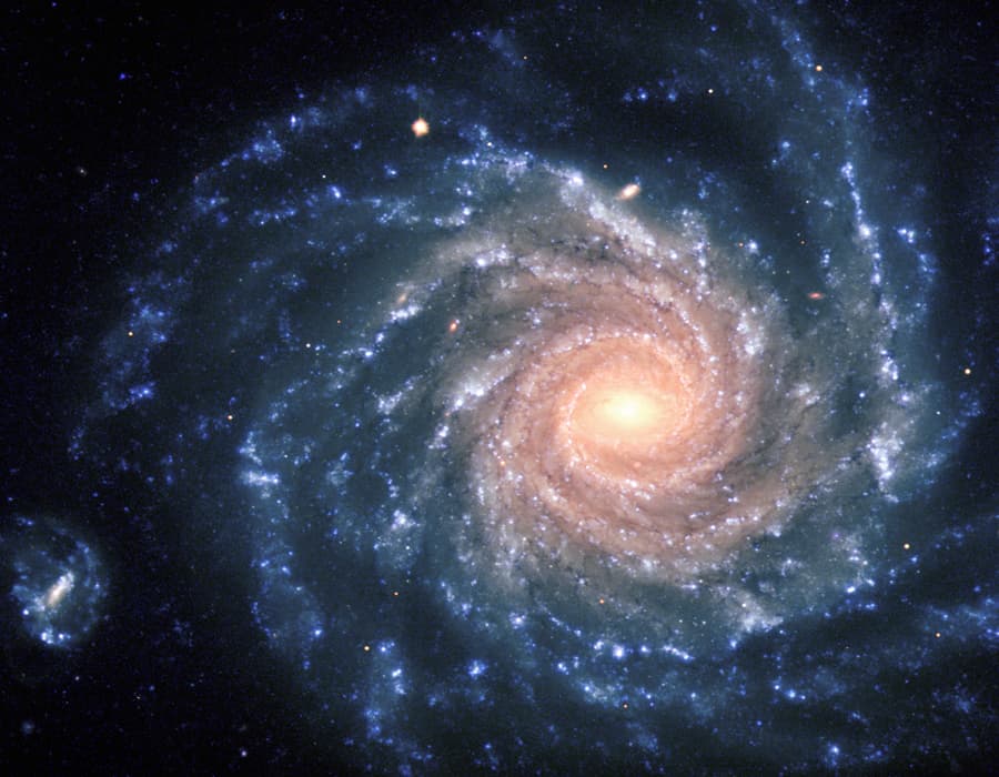 APOD: Grand Spiral Galaxy NGC 1232 - January 7, 2012
