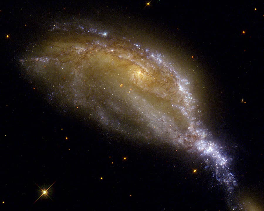 APOD: A Galaxy Collision in NGC 6745 - September 30, 2012