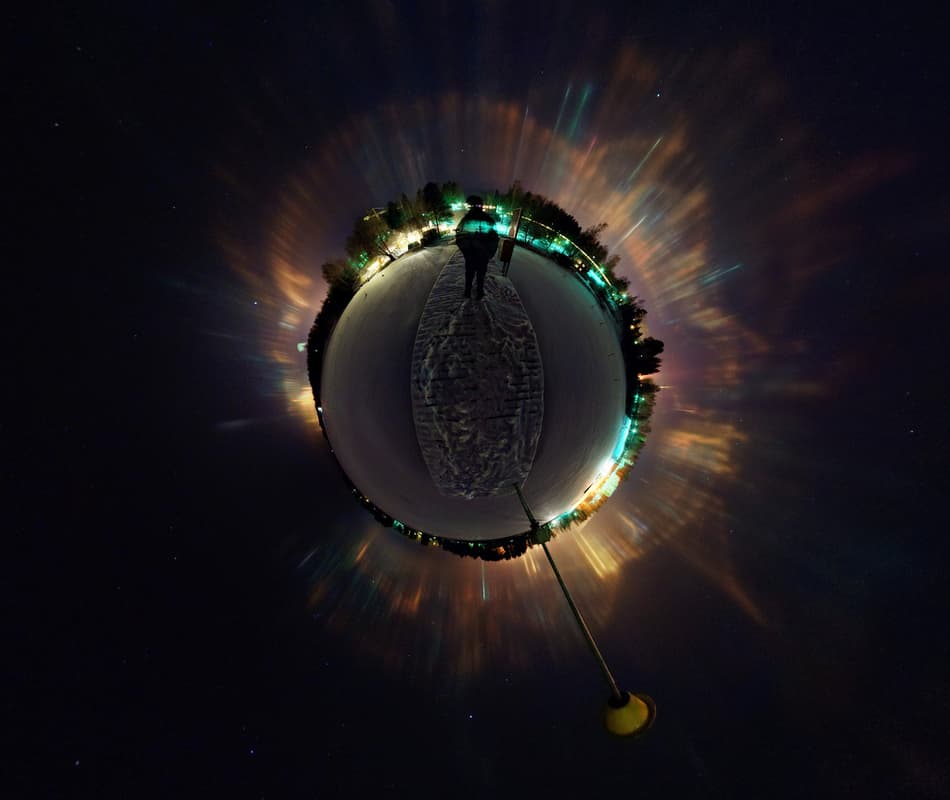 APOD: Light Pillars from a Little Planet - January 31, 2014