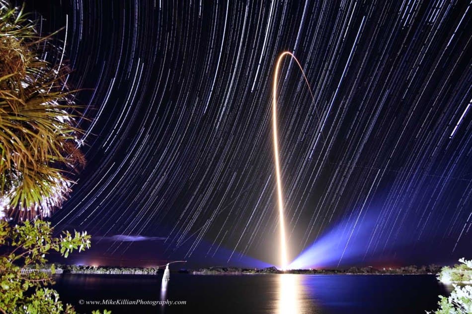 APOD: Rocket Streak and Star Trails - January 30, 2014