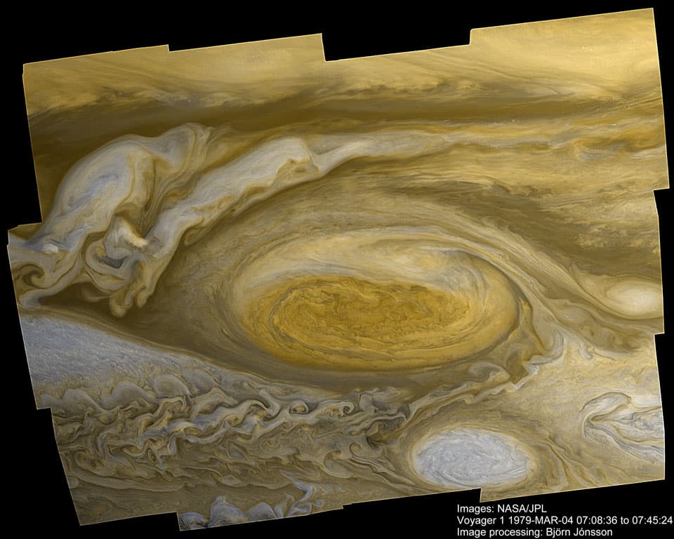APOD: Jupiter's Great Red Spot from Voyager 1 - May 18, 2014