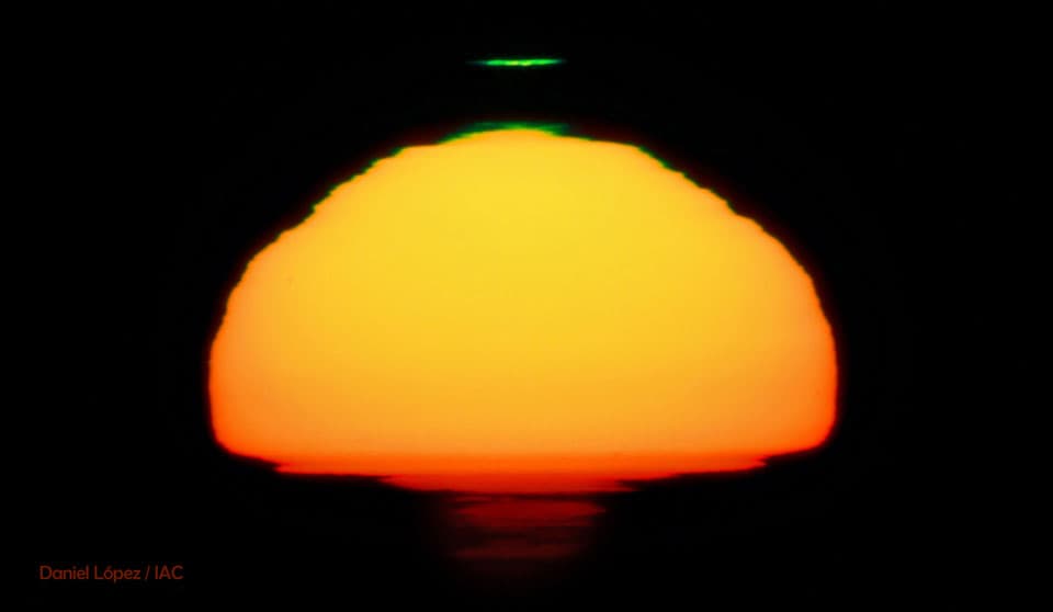 APOD: A Green Flash from the Sun - June 4, 2014