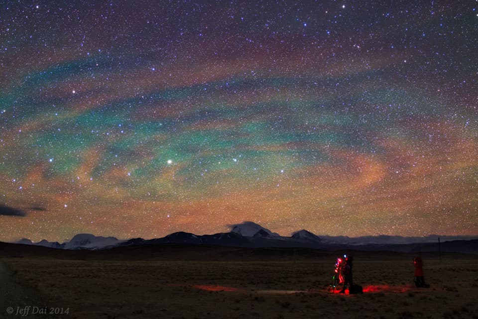 APOD: Airglow Ripples over Tibet - September 1, 2014