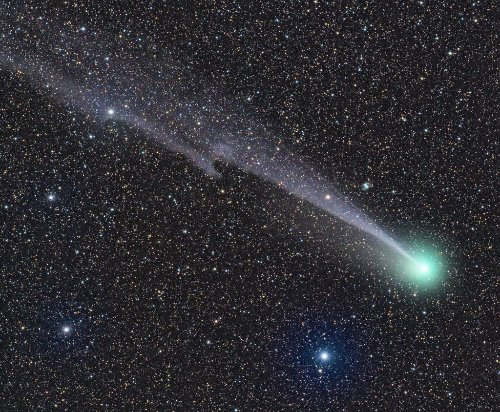 APOD: Long Lovejoy and Little Dumbbell - February 27, 2015
