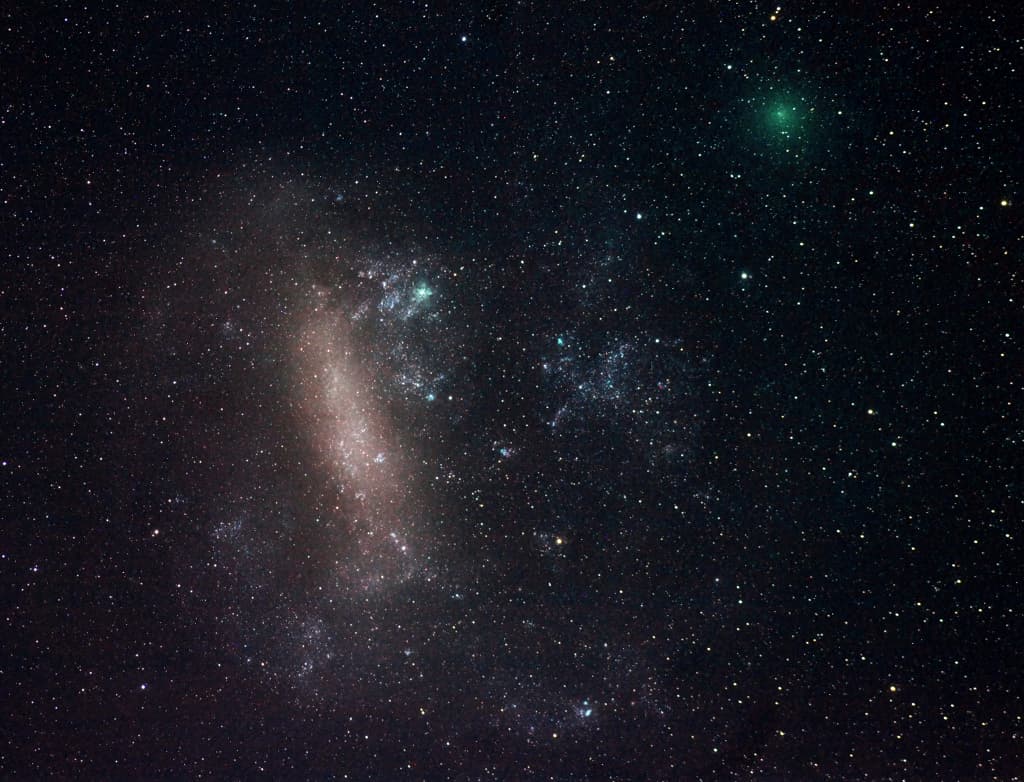 APOD: Close Comet and Large Magellanic Cloud - March 17, 2016