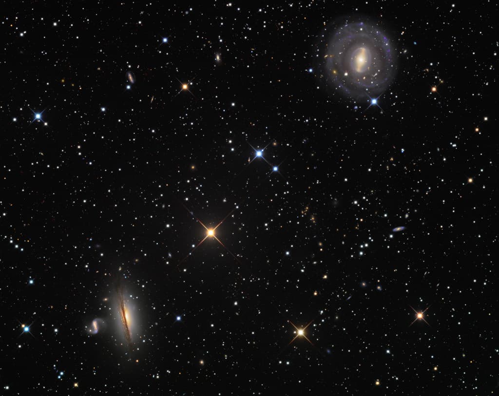 NASA APOD May 25, 2016: NGC 5078 and Friends
