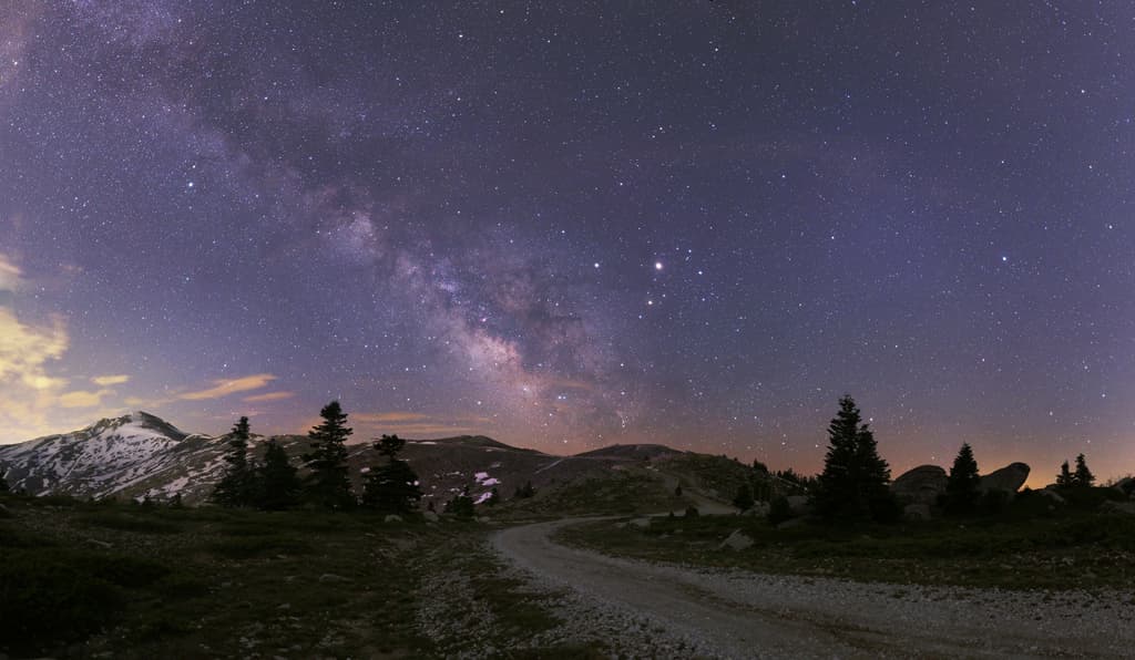 APOD: Milky Way and Planets Near Opposition - May 21, 2016